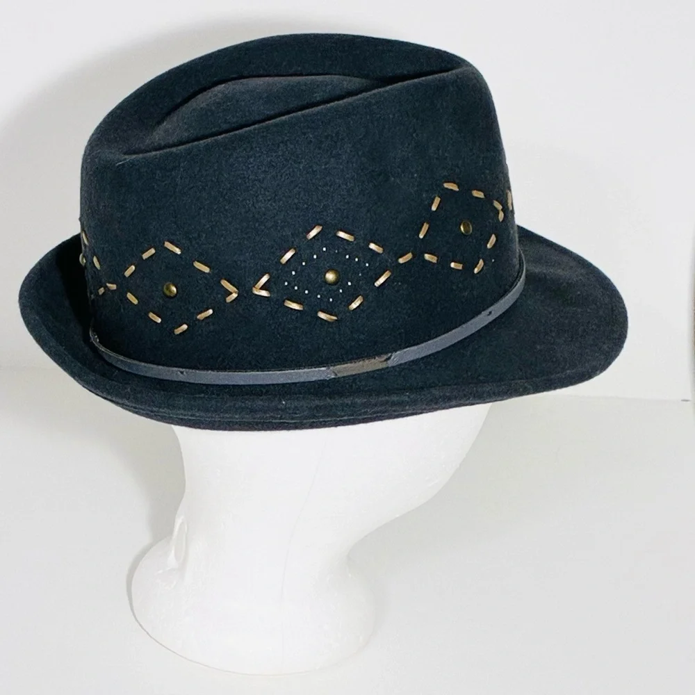 Cha Cha’s House Of Ill Repute Diamond Stitched Studded Wool Fedora Gray OS - Picture 10 of 10